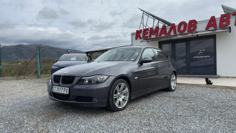 BMW 320 * ПЕРФЕКТНА* , снимка 8 - Автомобили и джипове - 52480932
