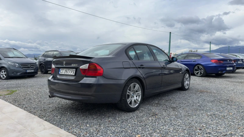 BMW 320 * ПЕРФЕКТНА* , снимка 4 - Автомобили и джипове - 52480932