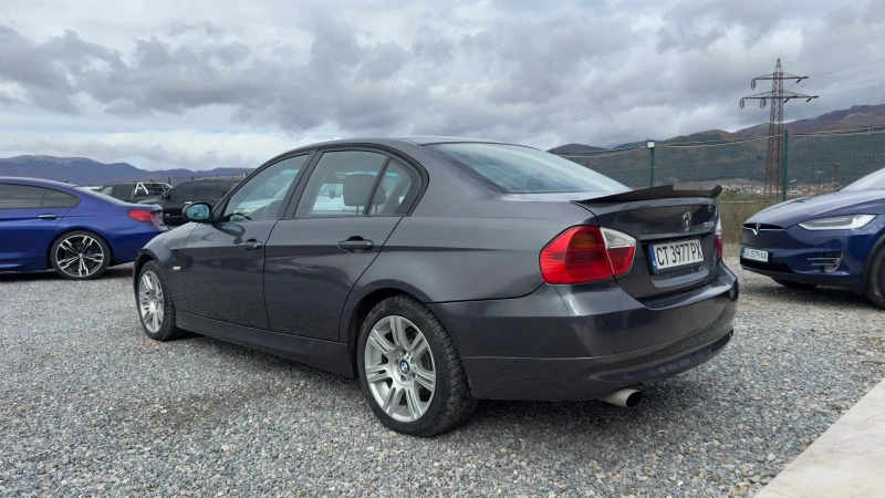 BMW 320 * ПЕРФЕКТНА* , снимка 6 - Автомобили и джипове - 52480932