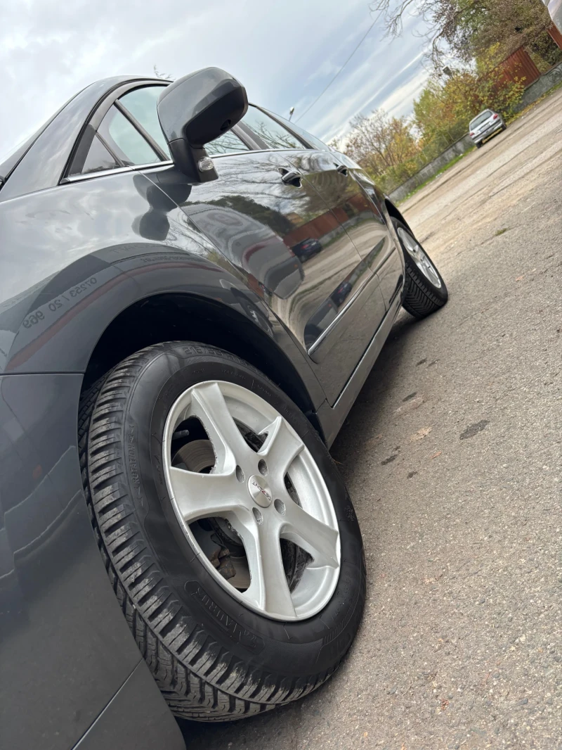 Peugeot 5008 1.6 HDi, снимка 14 - Автомобили и джипове - 52568133