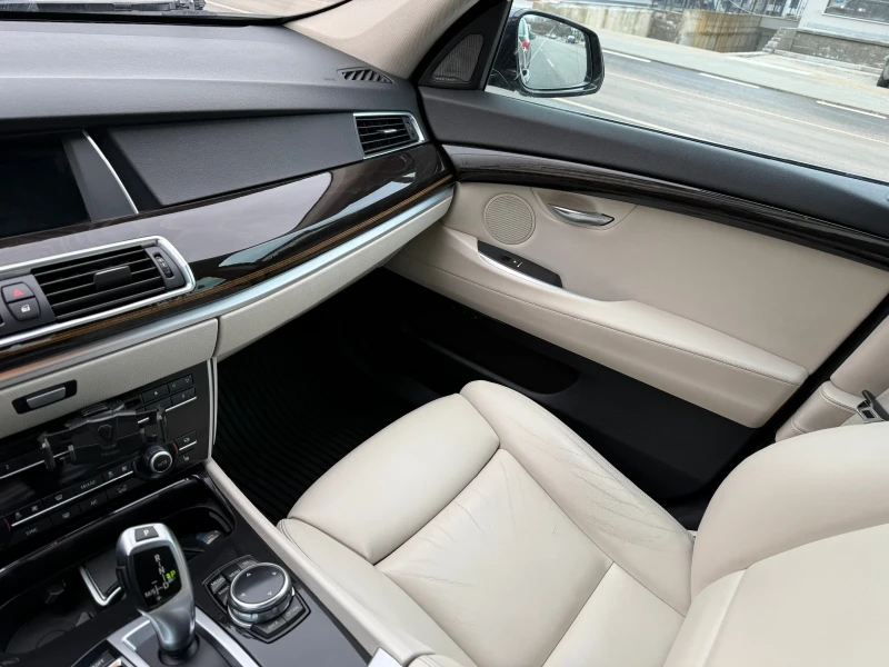 BMW 5 Gran Turismo, снимка 11 - Автомобили и джипове - 53381682