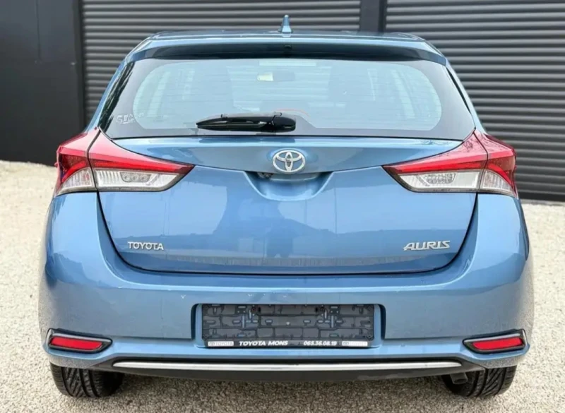 Toyota Auris 1.4 D4D, снимка 3 - Автомобили и джипове - 53394941