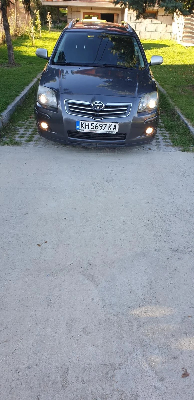 Toyota Avensis, снимка 2 - Автомобили и джипове - 52554882