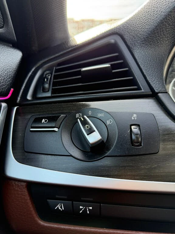 BMW 535 xDrive* M PACK* СЛЕДЕНЕ НА ЛЕНТИ* PANORAMA, снимка 10 - Автомобили и джипове - 53845375