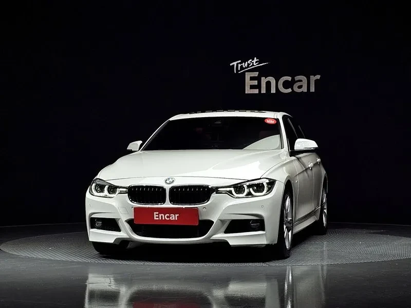 BMW 328 I M Sports, снимка 3 - Автомобили и джипове - 55389419