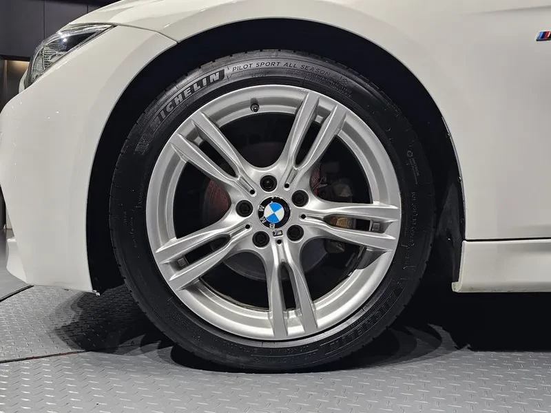 BMW 328 I M Sports, снимка 5 - Автомобили и джипове - 55389419