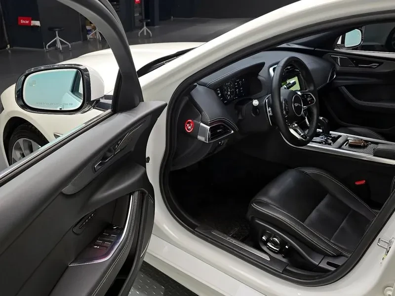 Jaguar XE P300 R-Dynamic Hse Awd | Mobile.bg � ����������� 11