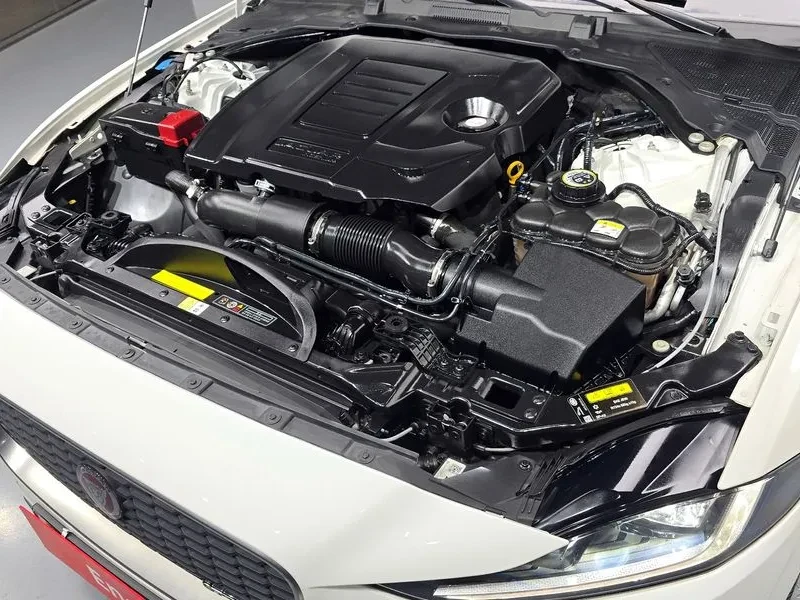 Jaguar XE P300 R-Dynamic Hse Awd | Mobile.bg � ����������� 6