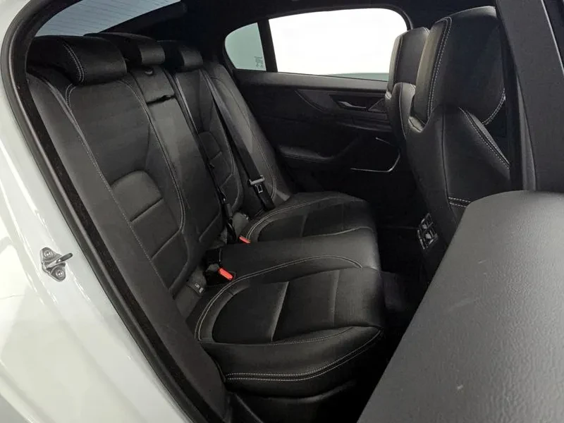 Jaguar XE P300 R-Dynamic Hse Awd | Mobile.bg � ����������� 12