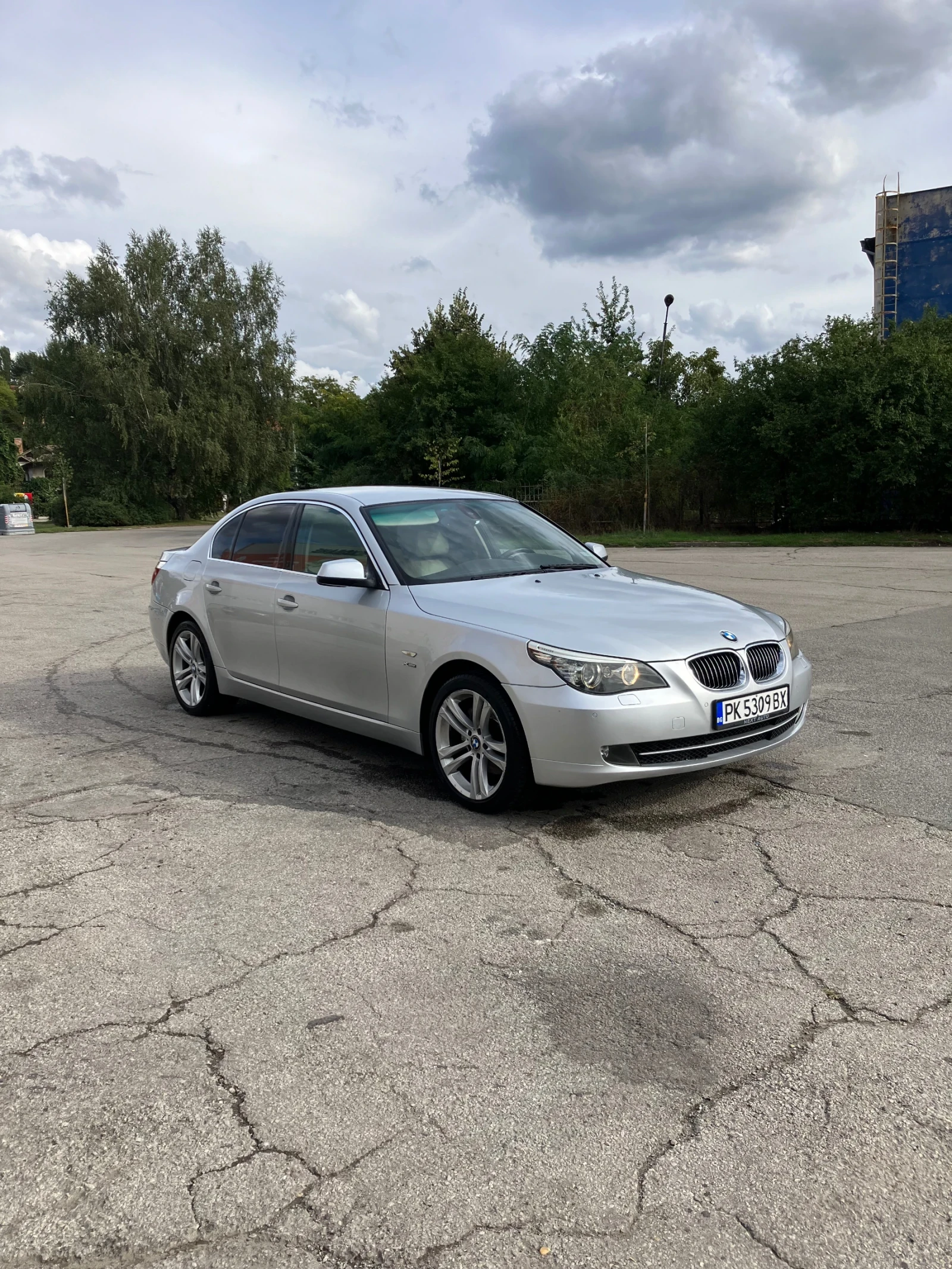 BMW 530 530 D Xdrive - изображение 2