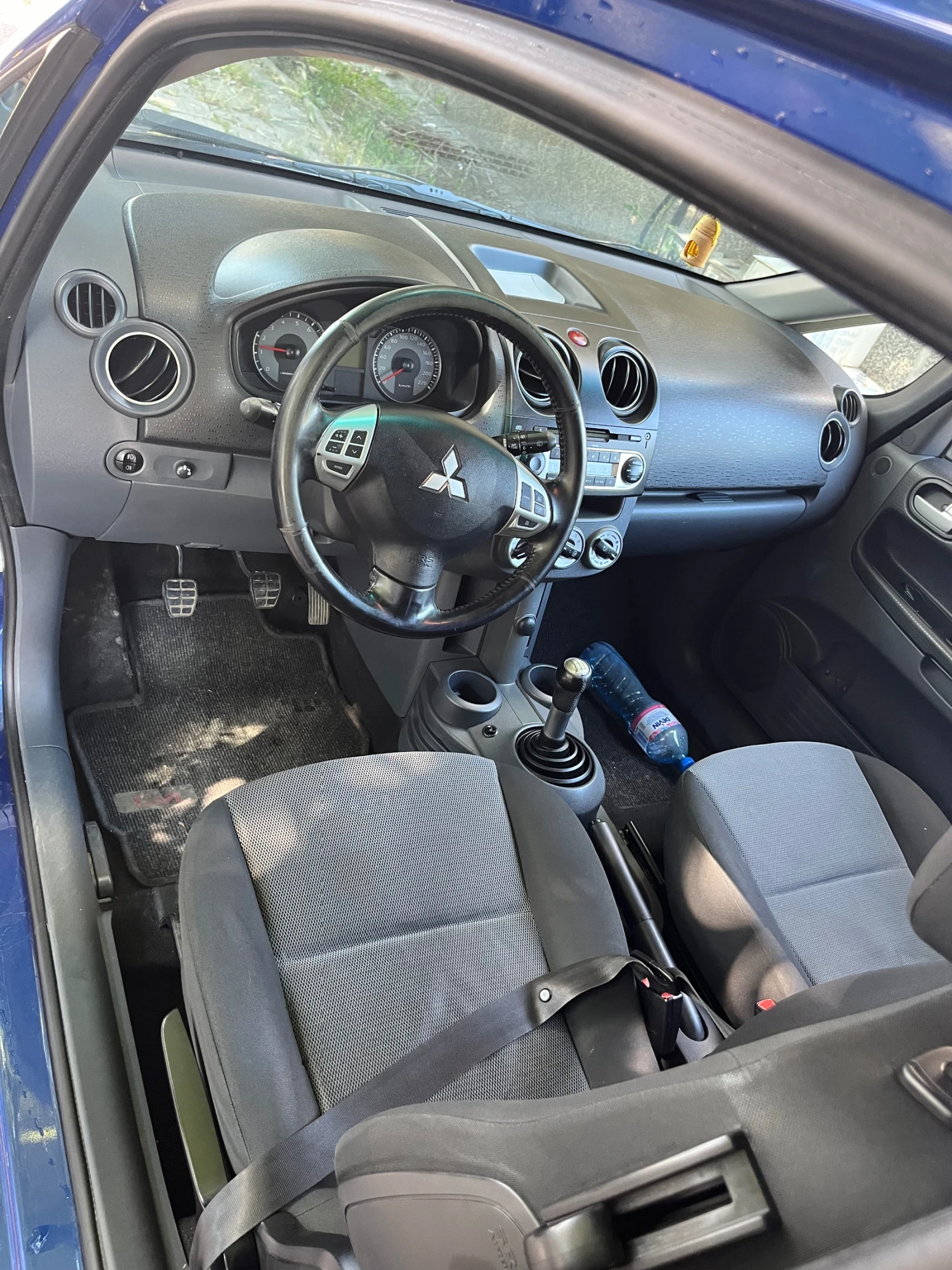Mitsubishi Colt 1.3  - изображение 8