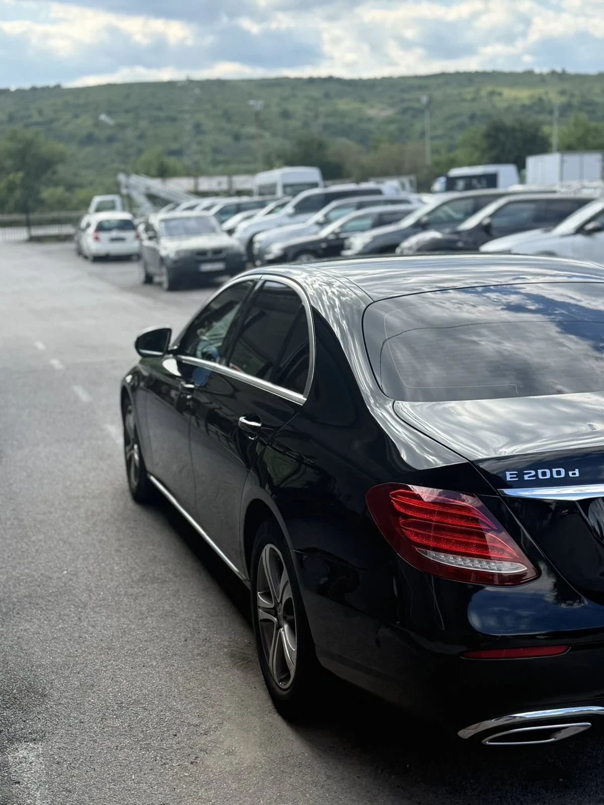 Mercedes-Benz E 200  - изображение 4