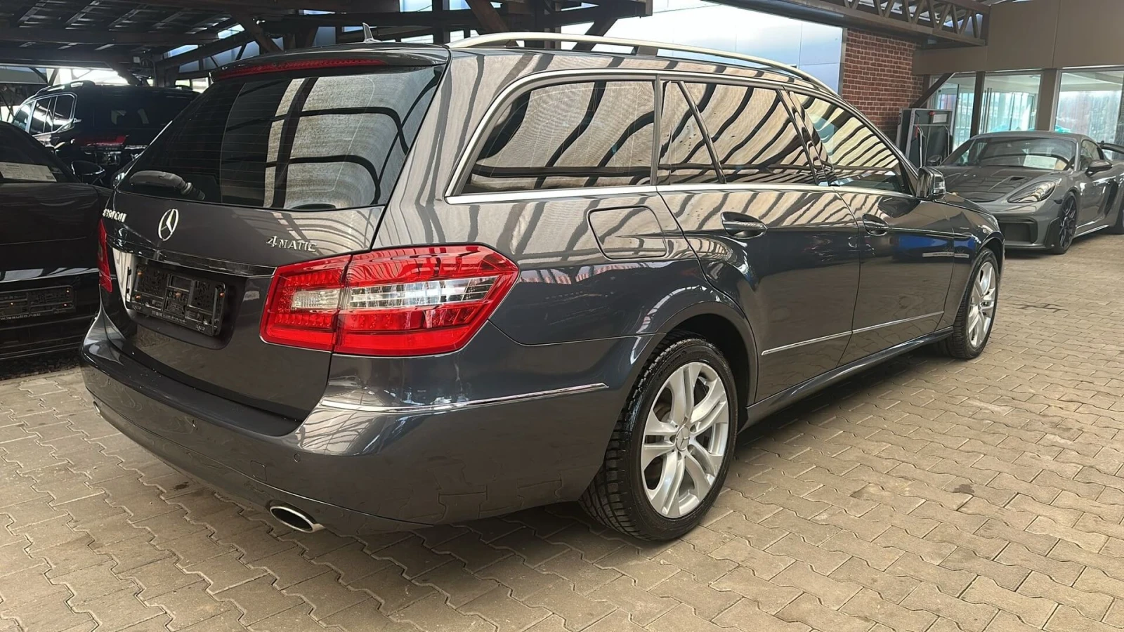 Mercedes-Benz E 350 CDI/V6/F1/4Matic/7G-Tronic/Avangard - изображение 4