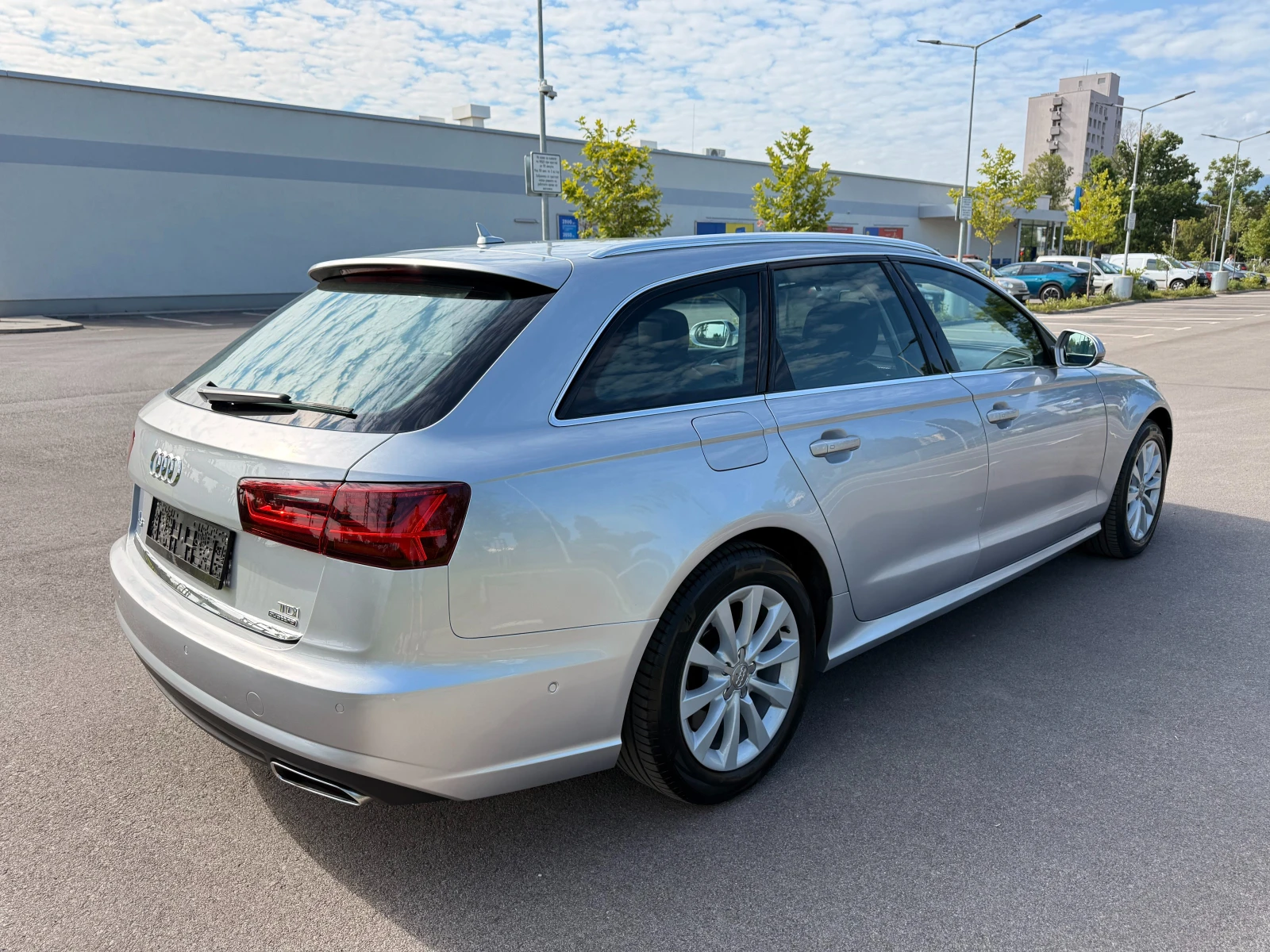 Audi A6 3.0TDI* Обдухване* Дистроник* Панорама* FULL*  - изображение 4