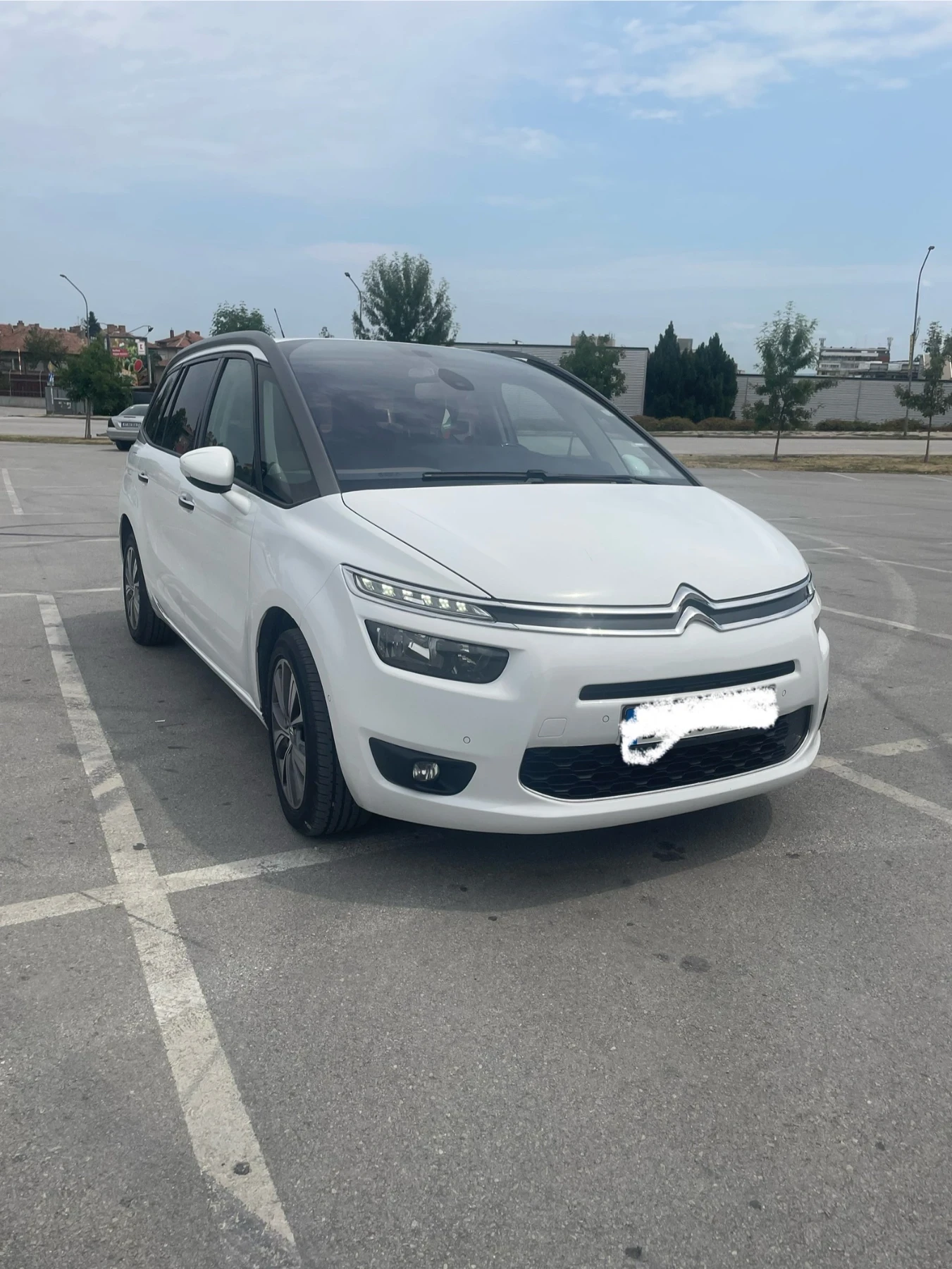 Citroen Grand C4 Picasso  - изображение 2