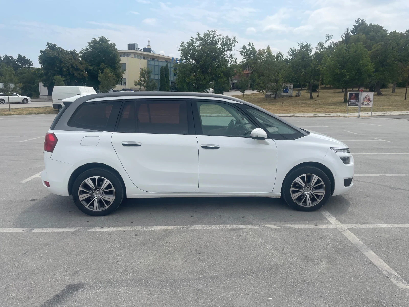 Citroen Grand C4 Picasso  - изображение 3