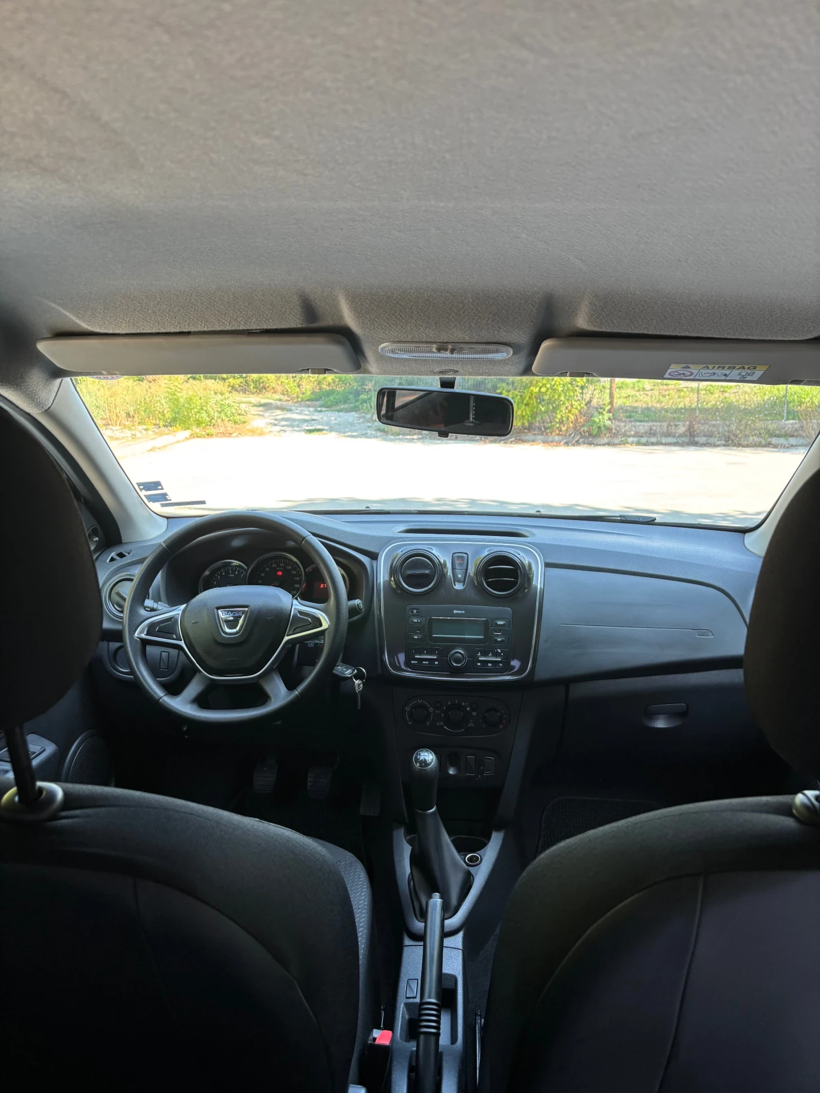 Dacia Logan 1.0i - изображение 8