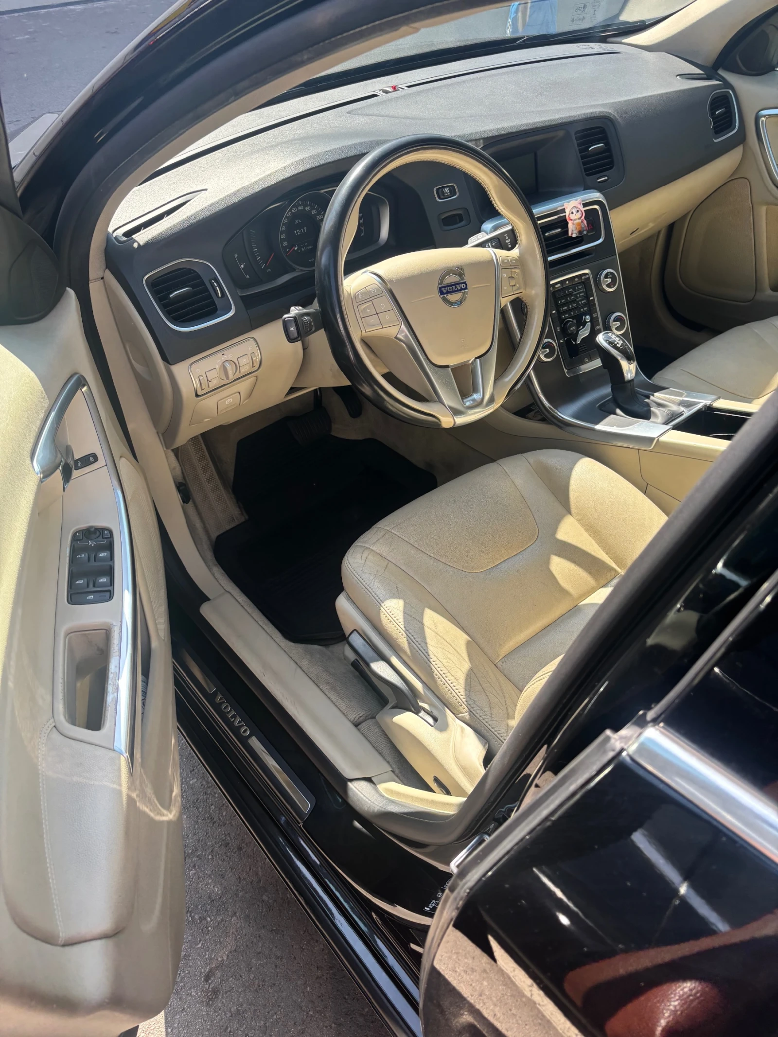 Volvo V60  - изображение 9