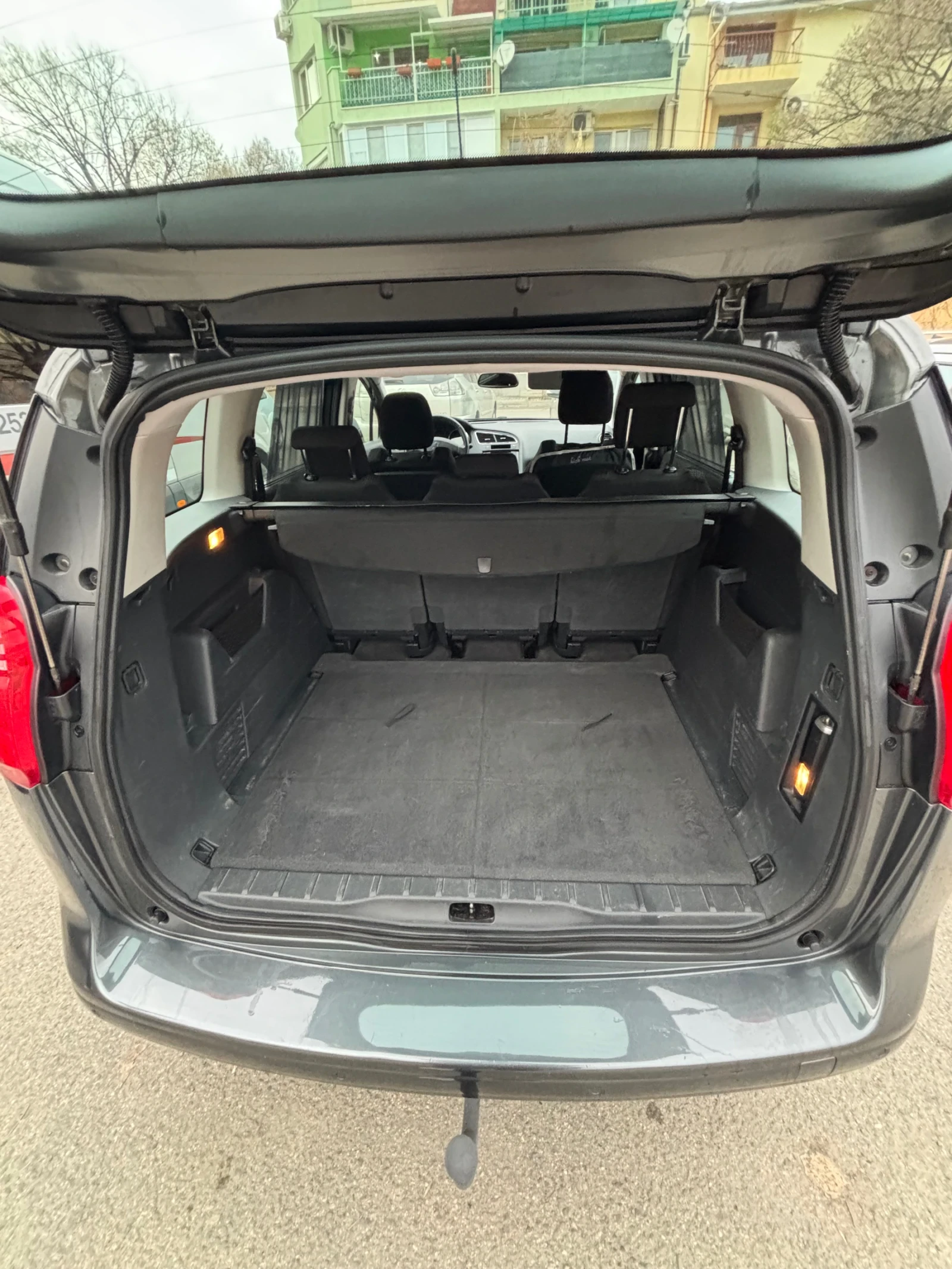 Peugeot 5008 1.6 HDi | Mobile.bg   13