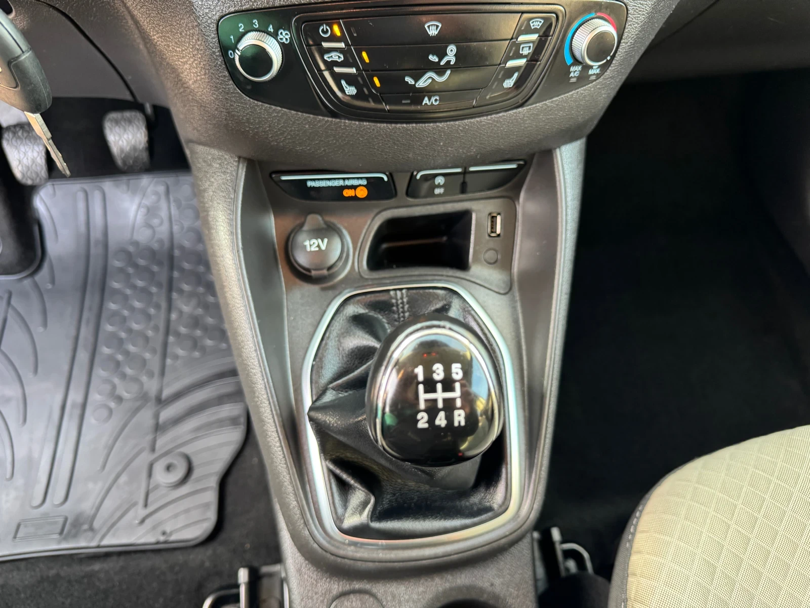 Ford Courier 1.0 TITANIUM 99.000km | Mobile.bg � ����������� 14