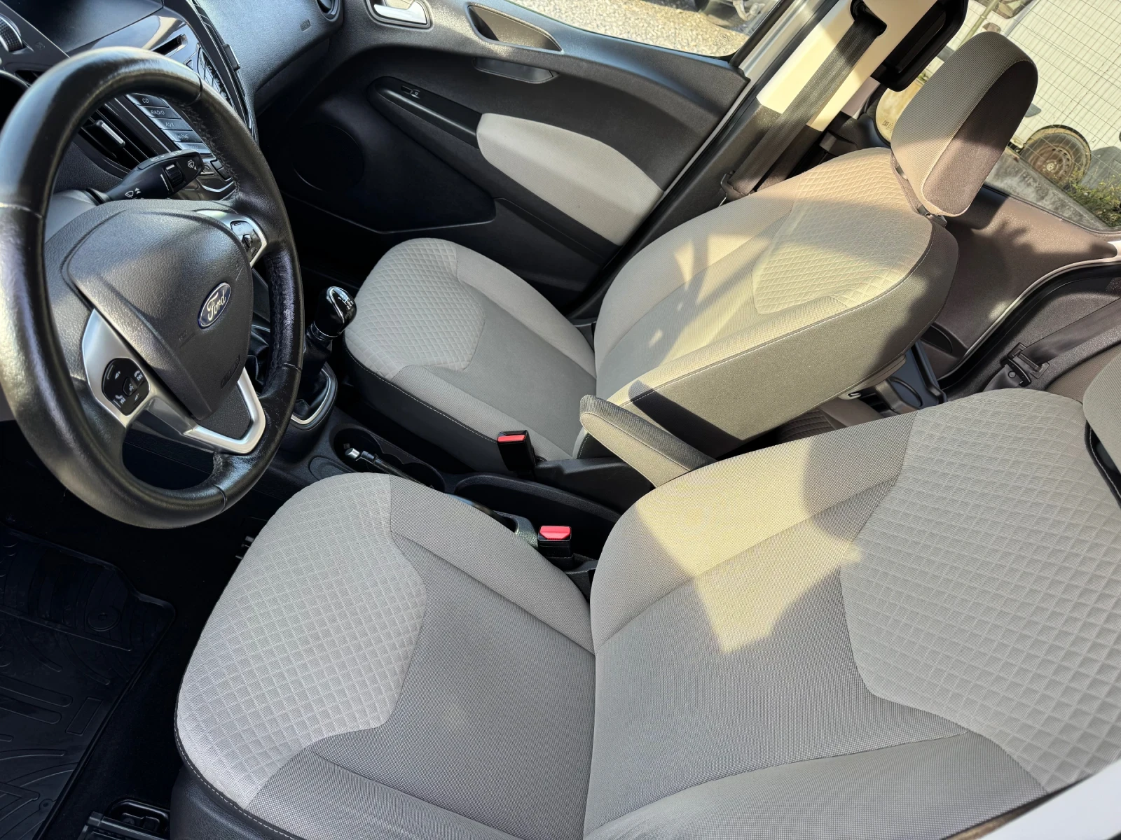 Ford Courier 1.0 TITANIUM 99.000km - изображение 9