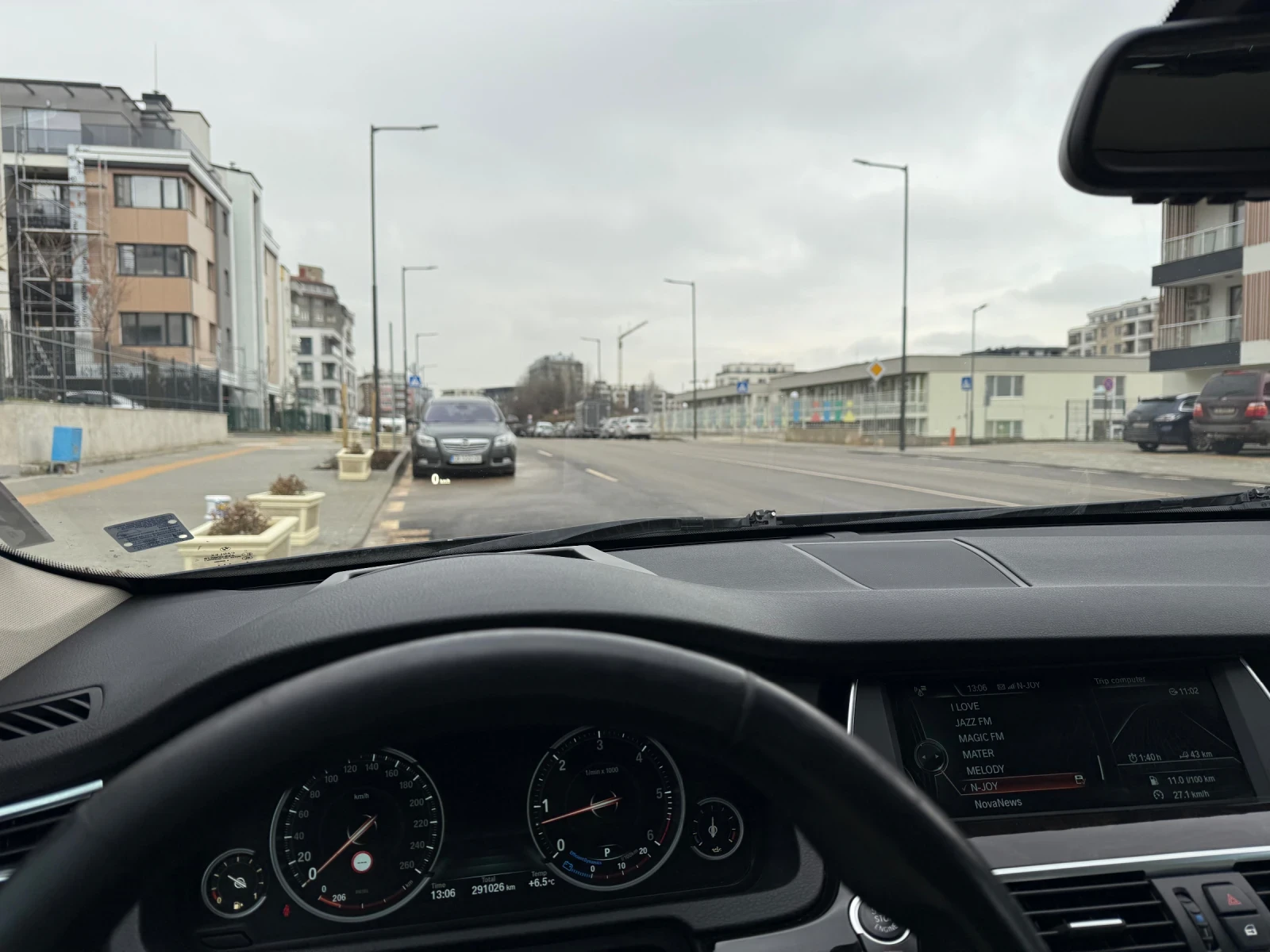 BMW 5 Gran Turismo  - изображение 10