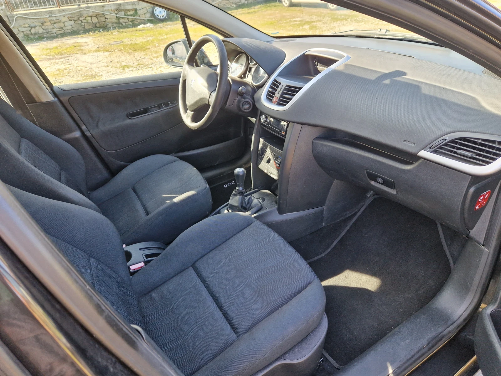 Peugeot 207 1.4HDI, 68кс, 08г, 5вр.Италия , снимка 10 - Автомобили и джипове - 53534186