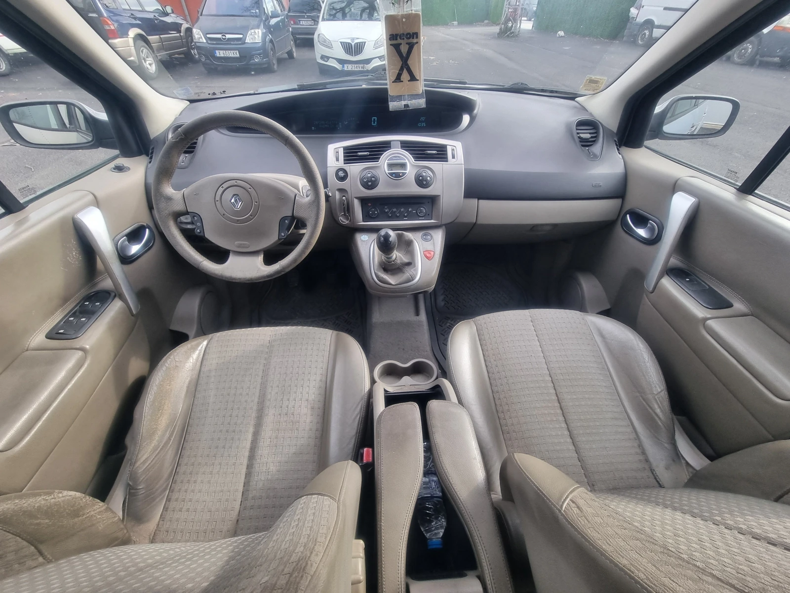 Renault Grand scenic 1.9 dci 120 �.�. 7 ������ �������� | Mobile.bg � ����������� 14