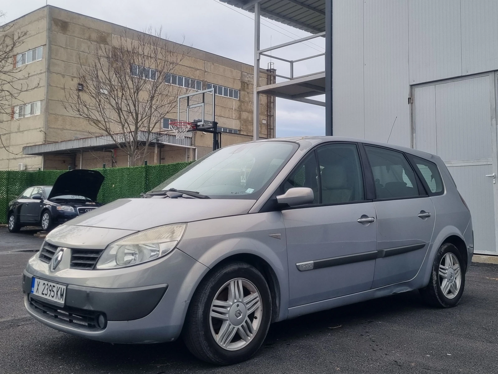Renault Grand scenic 1.9 dci 120 �.�. 7 ������ �������� | Mobile.bg � ����������� 9