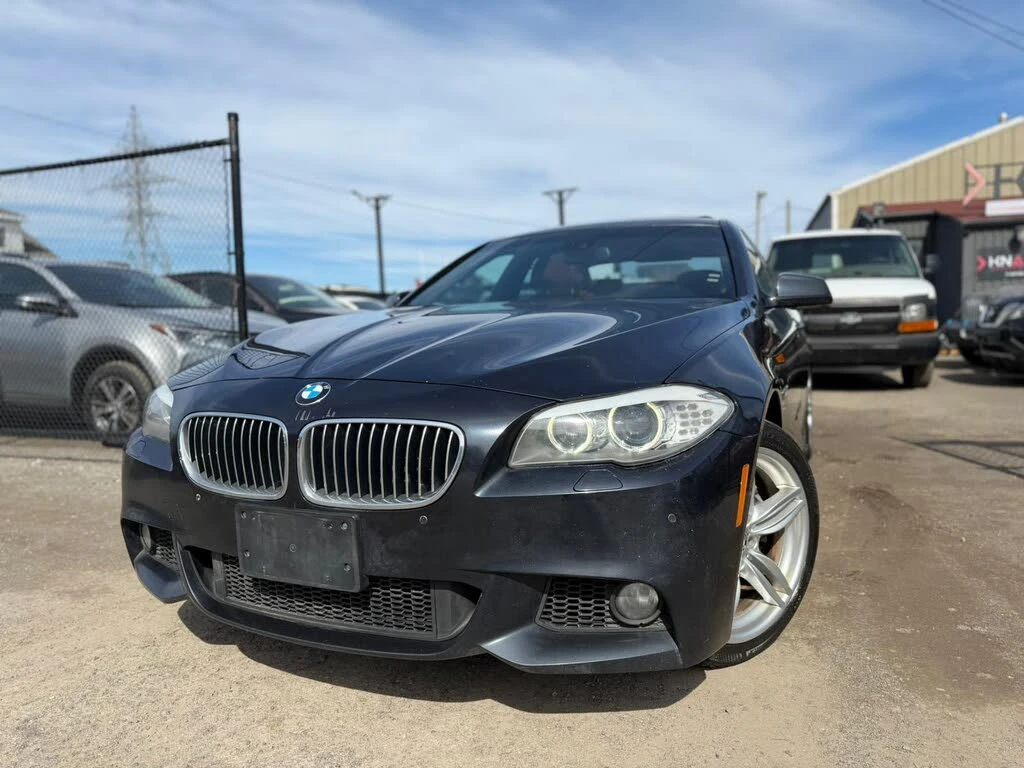 BMW 535 xDrive* M PACK* СЛЕДЕНЕ НА ЛЕНТИ* PANORAMA, снимка 2 - Автомобили и джипове - 53845375