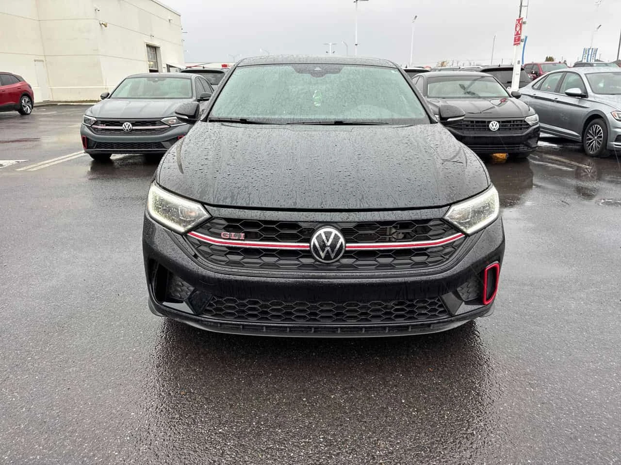 VW Jetta * GLI* ОТ ГЛАВНО ПРЕДСТАВИТЕЛСТВО НА VOLKSWAGEN* , снимка 2 - Автомобили и джипове - 53996483