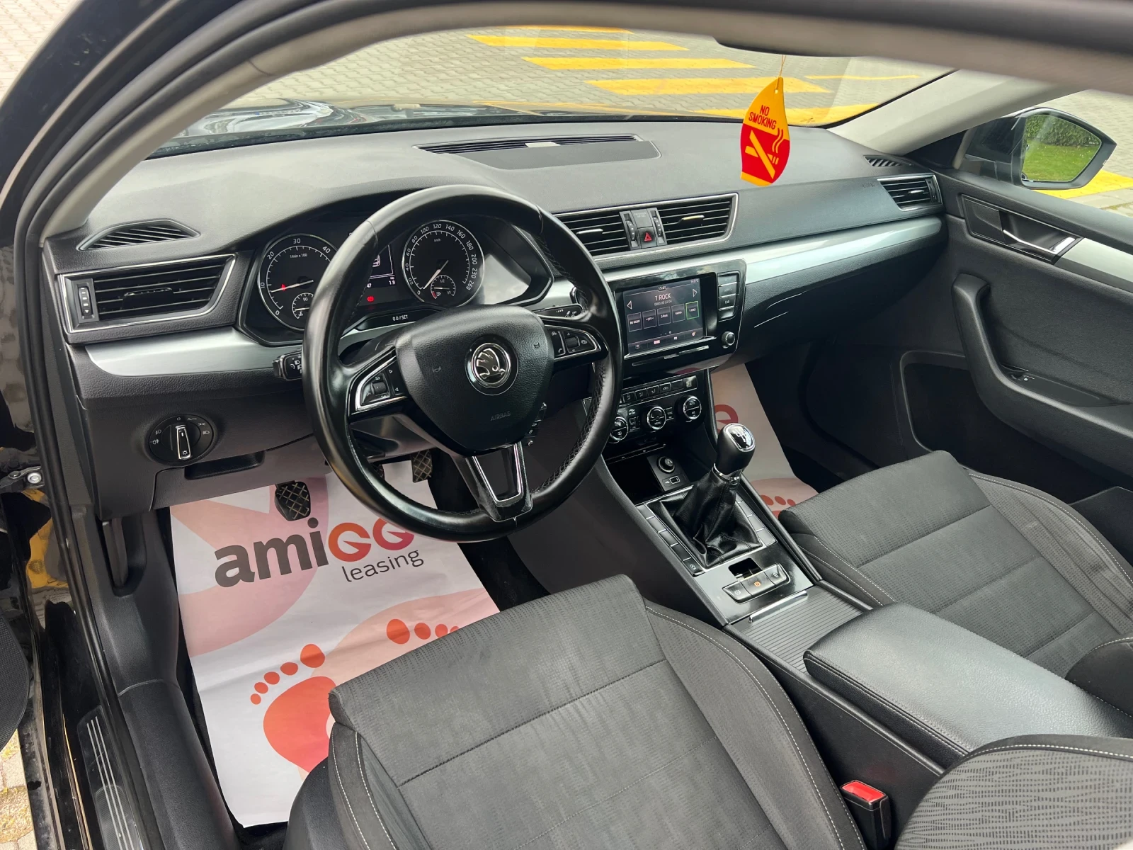 Skoda Superb 2.0TDI /150кс/НАПЪЛНО ОБСЛУЖЕН, снимка 14 - Автомобили и джипове - 54077218