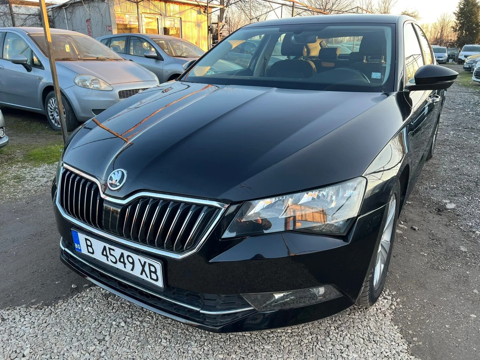 Skoda Superb 2.0TDI /150кс/НАПЪЛНО ОБСЛУЖЕН