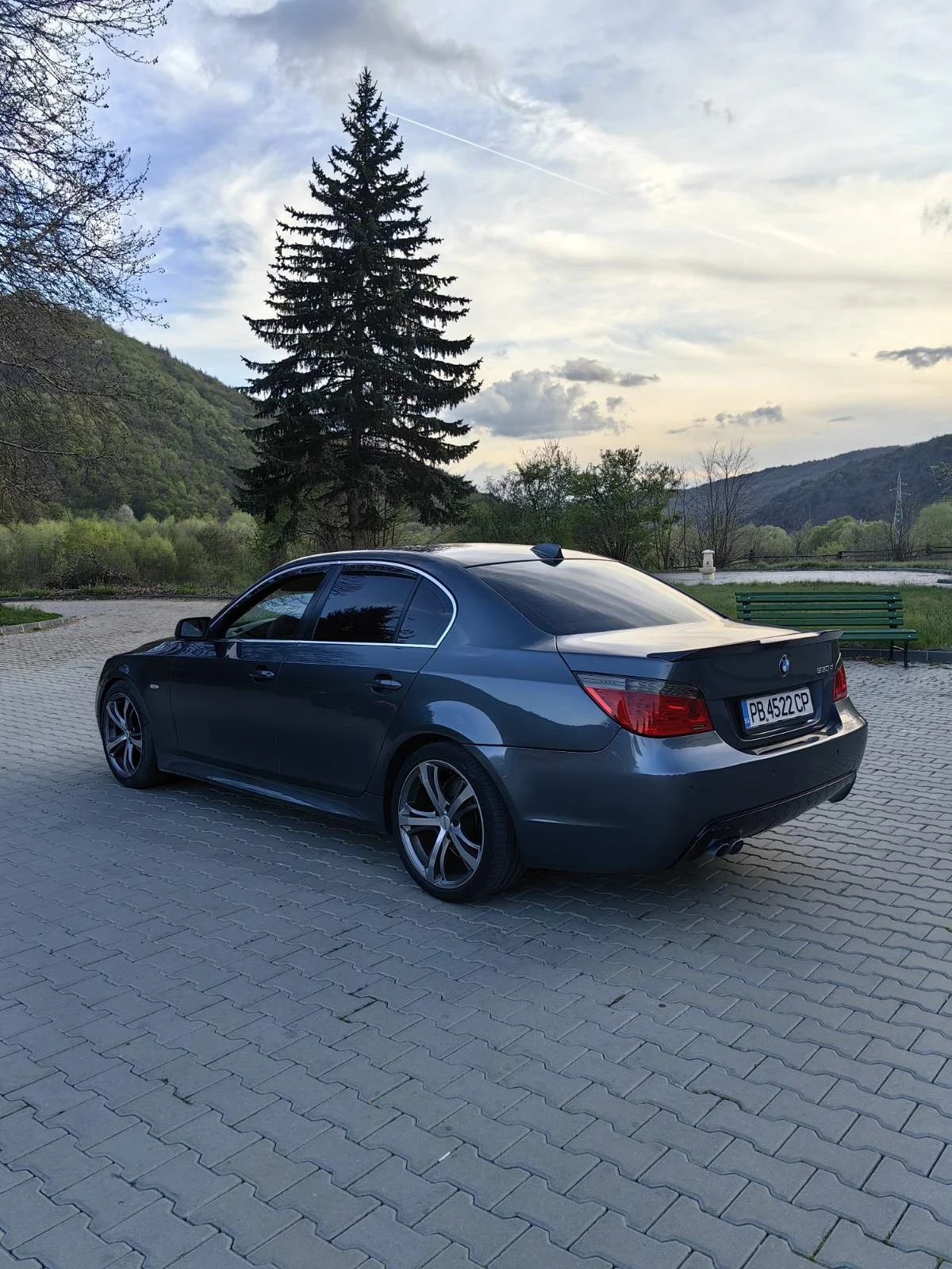 BMW 530, снимка 2 - Автомобили и джипове - 54141372