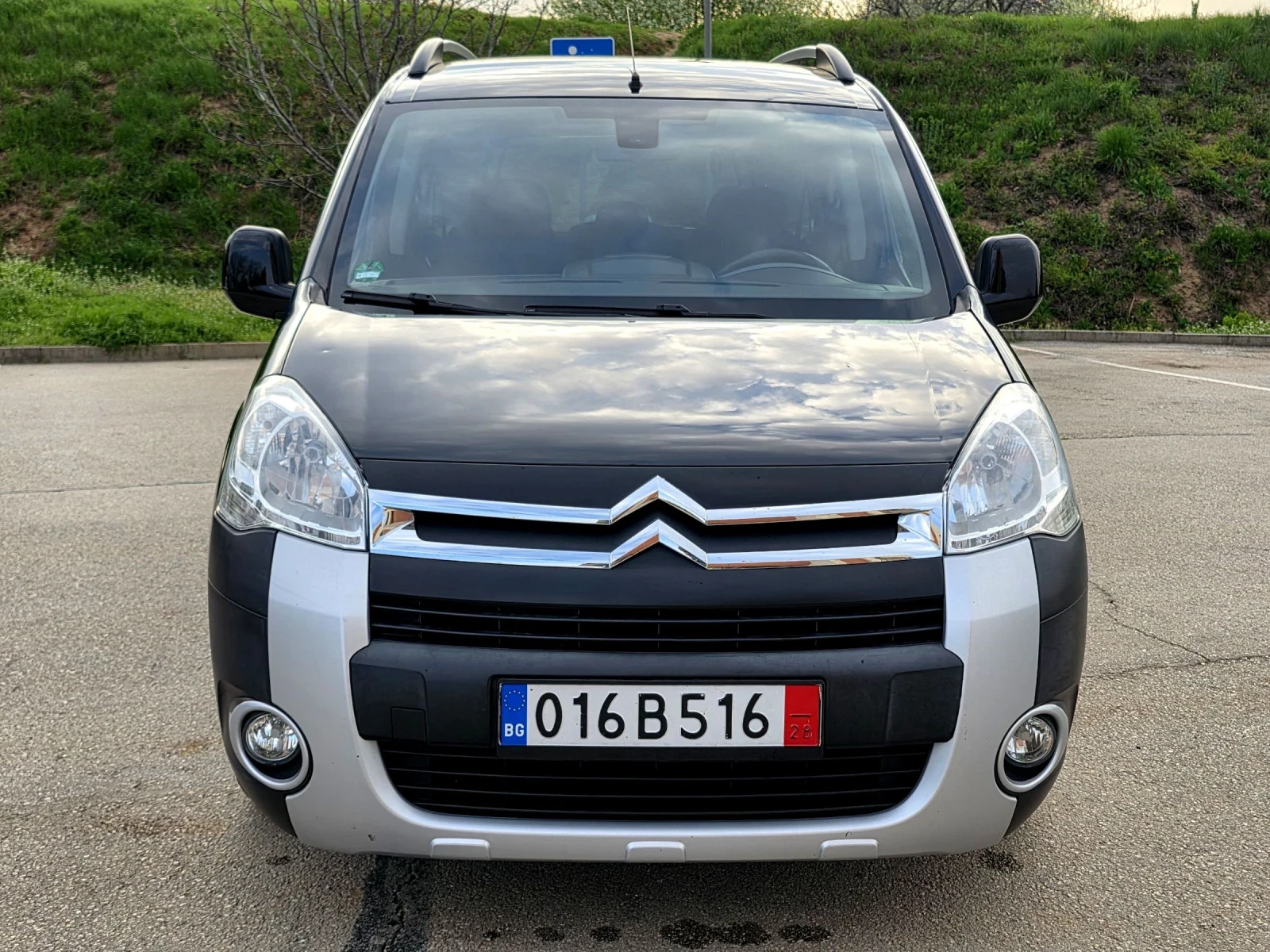 Citroen Berlingo 1.6HDi -112к.с XTR, Сервизна история. , снимка 2 - Автомобили и джипове - 54197206