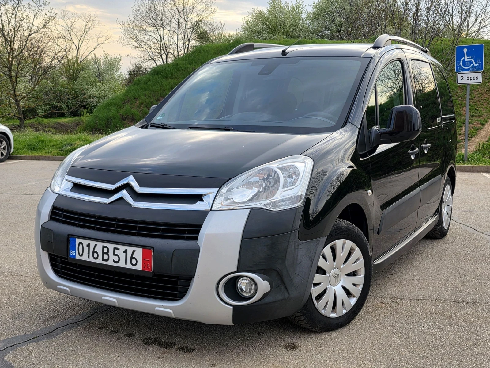 Citroen Berlingo 1.6HDi -112к.с XTR, Сервизна история.  | Auto.bg — изображение 1