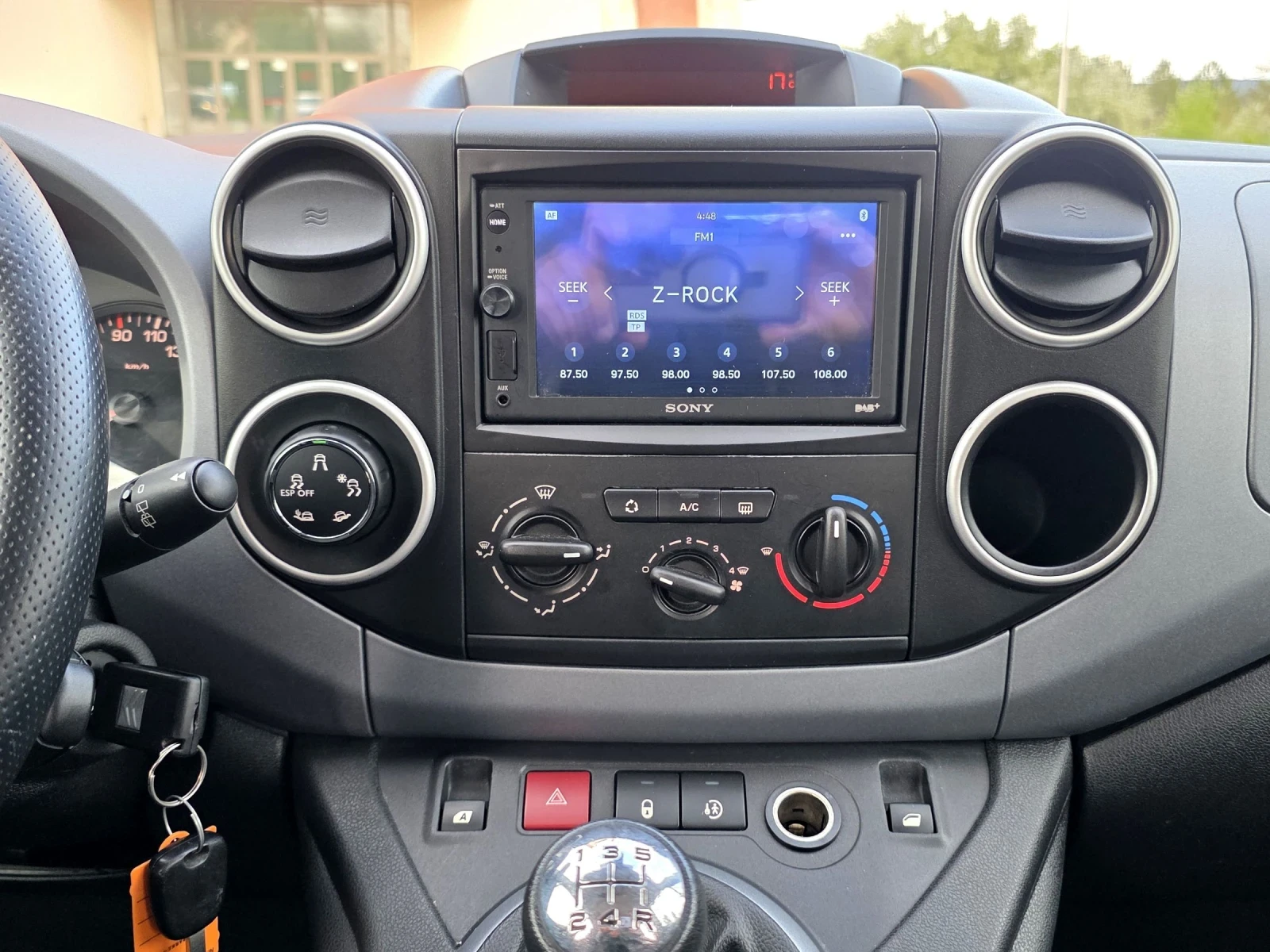 Citroen Berlingo 1.6HDi -112к.с XTR, Сервизна история. , снимка 14 - Автомобили и джипове - 54197206