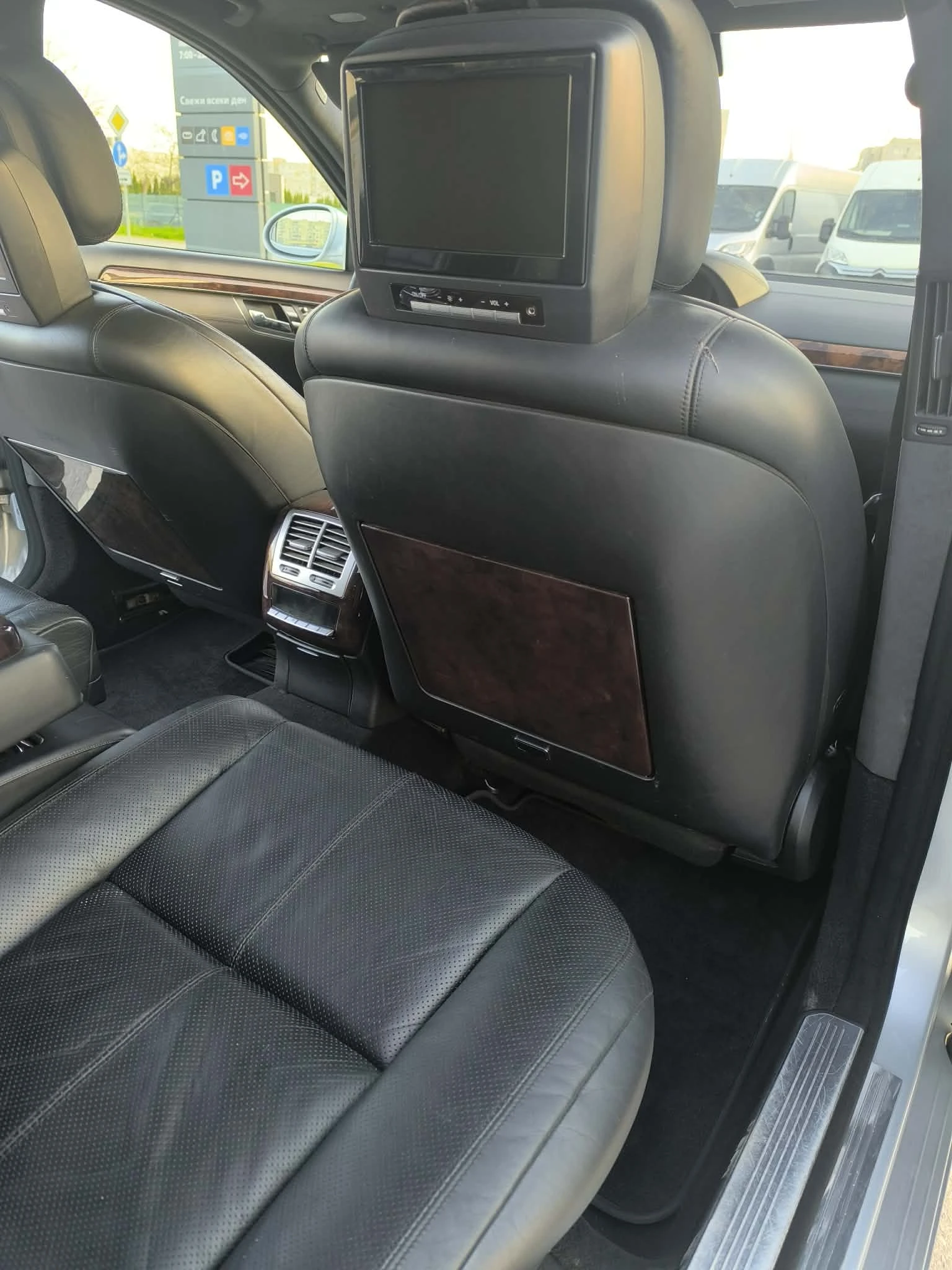 Mercedes-Benz S 500, снимка 15 - Автомобили и джипове - 54251329