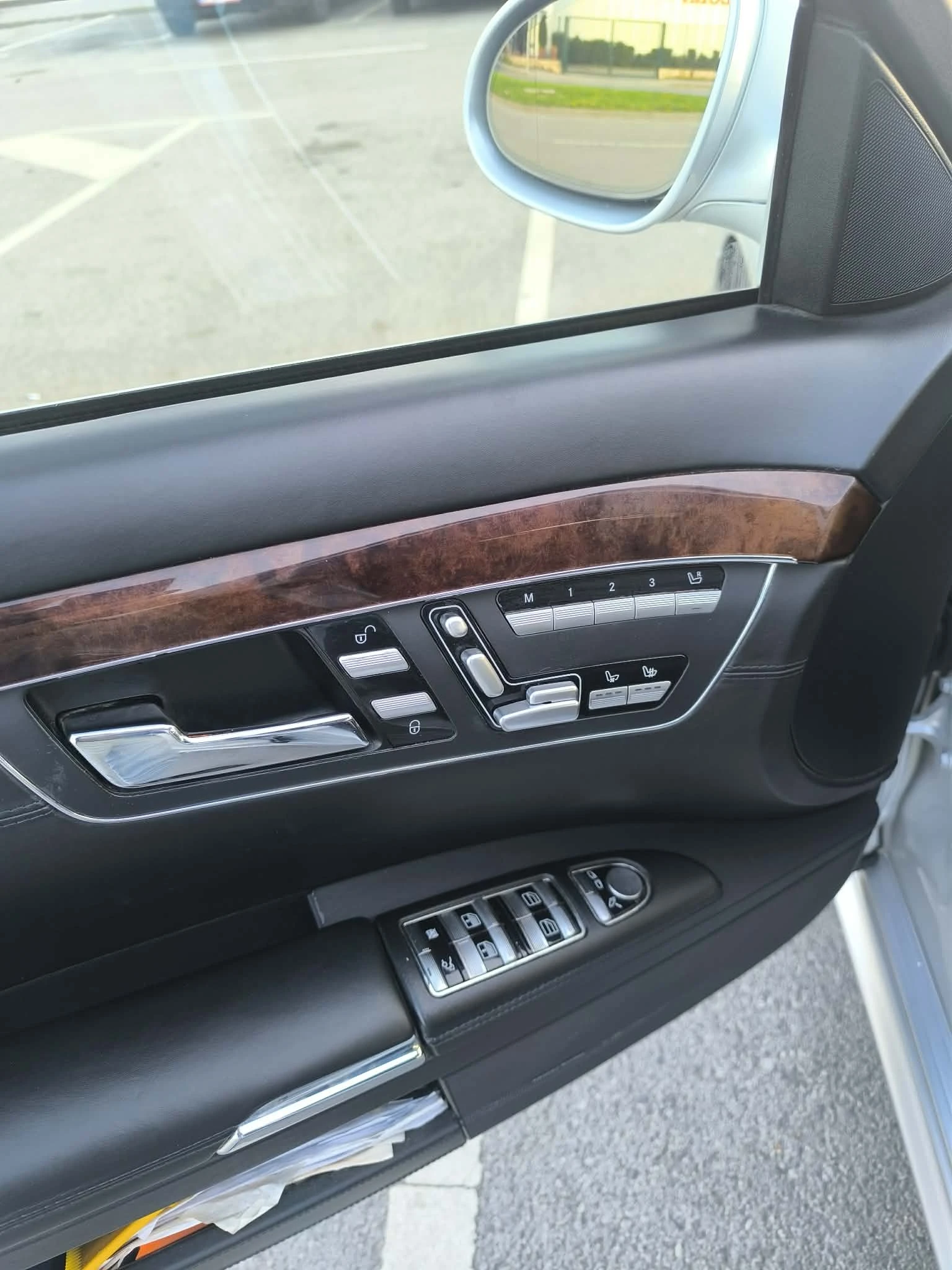 Mercedes-Benz S 500, снимка 14 - Автомобили и джипове - 54251329