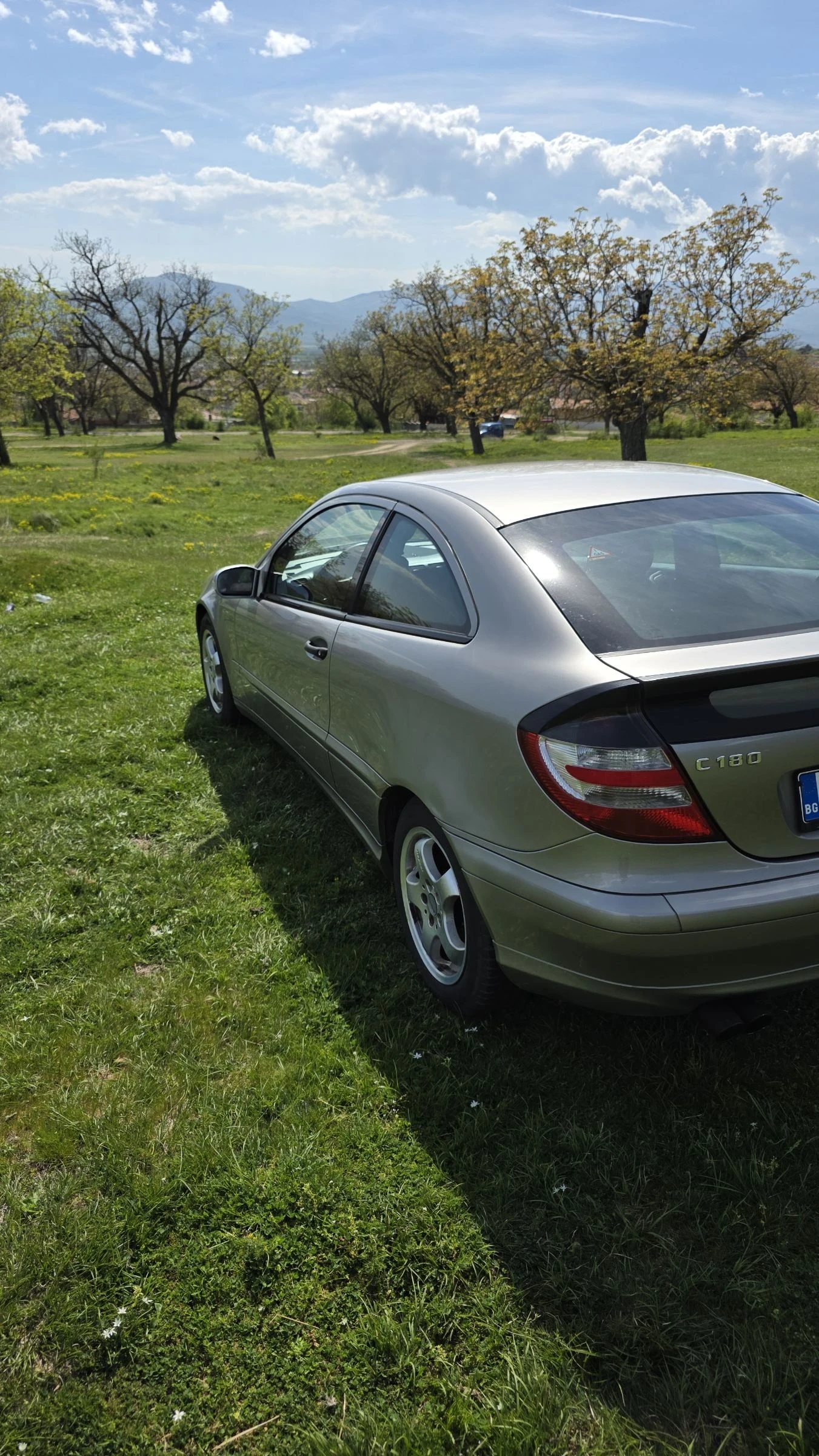 Mercedes-Benz C 180, снимка 6 - Автомобили и джипове - 54381057