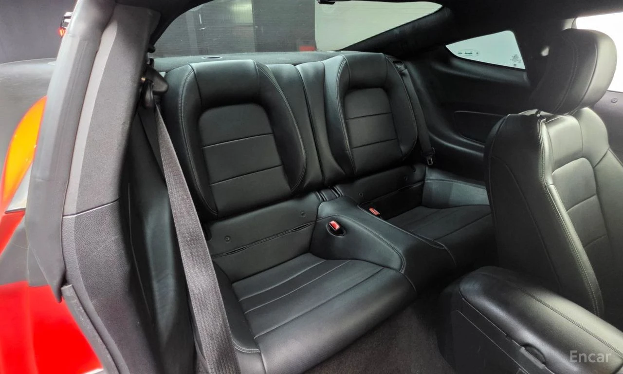 Ford Mustang GT* 5.0* V8* ПОДГРЕВ* ОБДУХВАНЕ* КАМЕРА* КЕЙЛЕС* , снимка 16 - Автомобили и джипове - 54428013