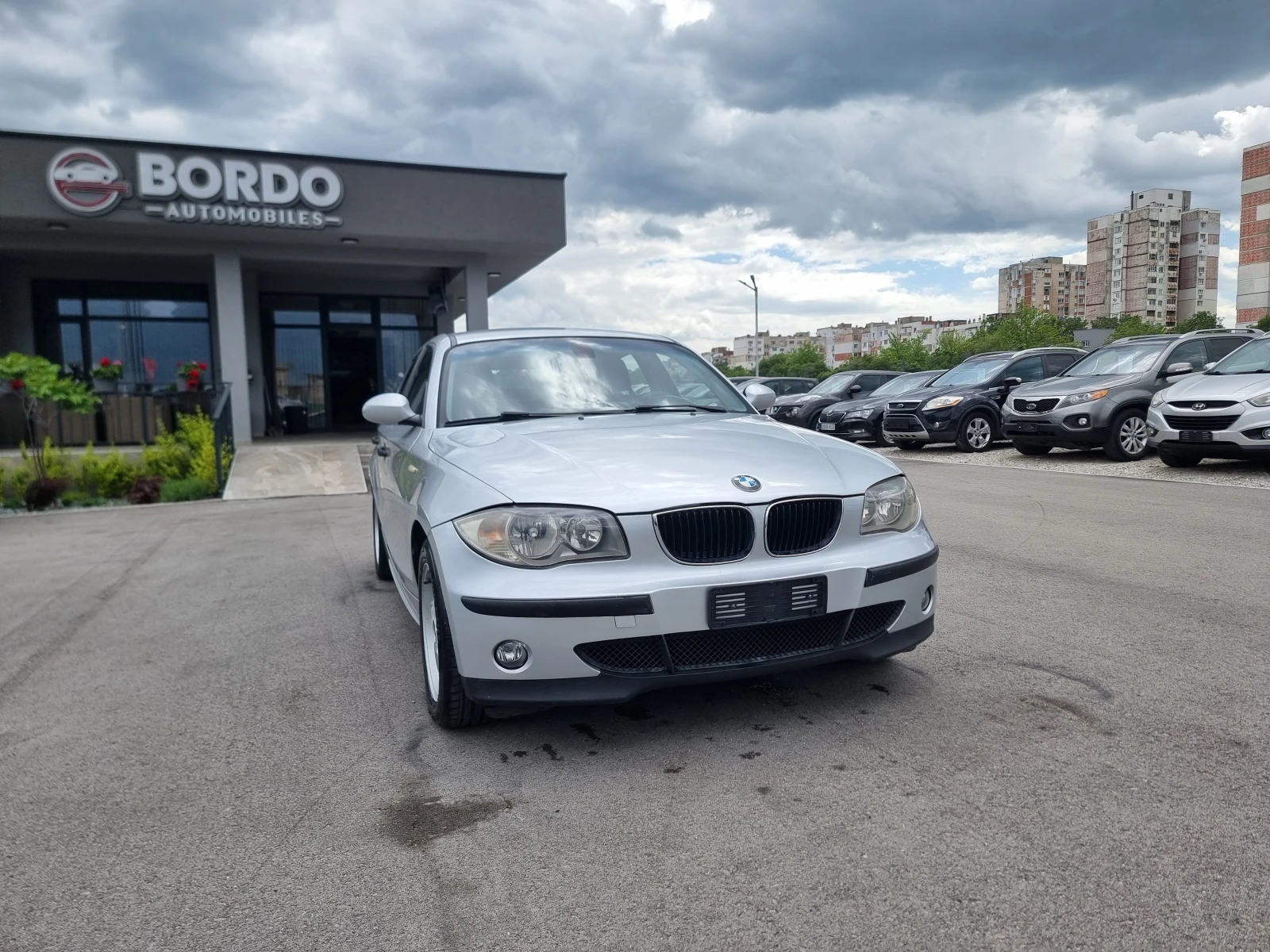BMW 118 2.0D, снимка 9 - Автомобили и джипове - 54519649