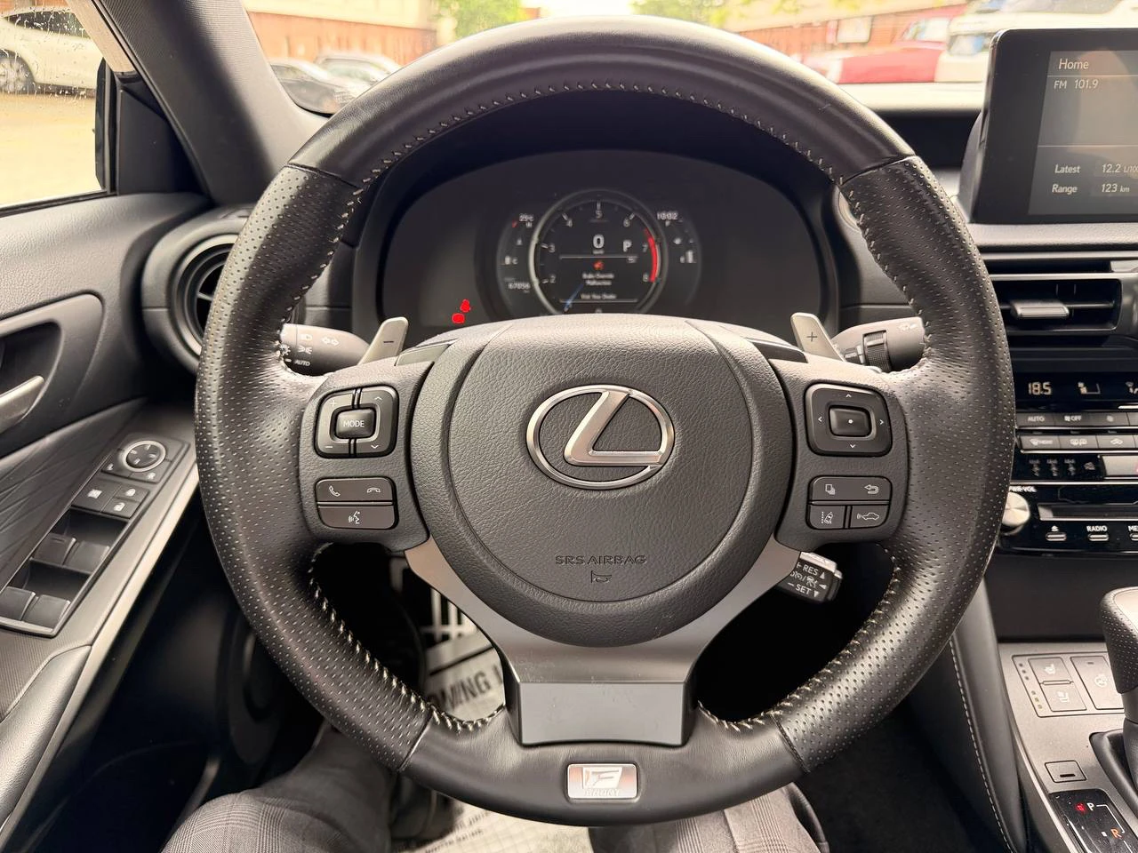 Lexus IS 300 F-SPORT / Дигитал / Ел. + подгрев и обдухване /, снимка 9 - Автомобили и джипове - 54911545