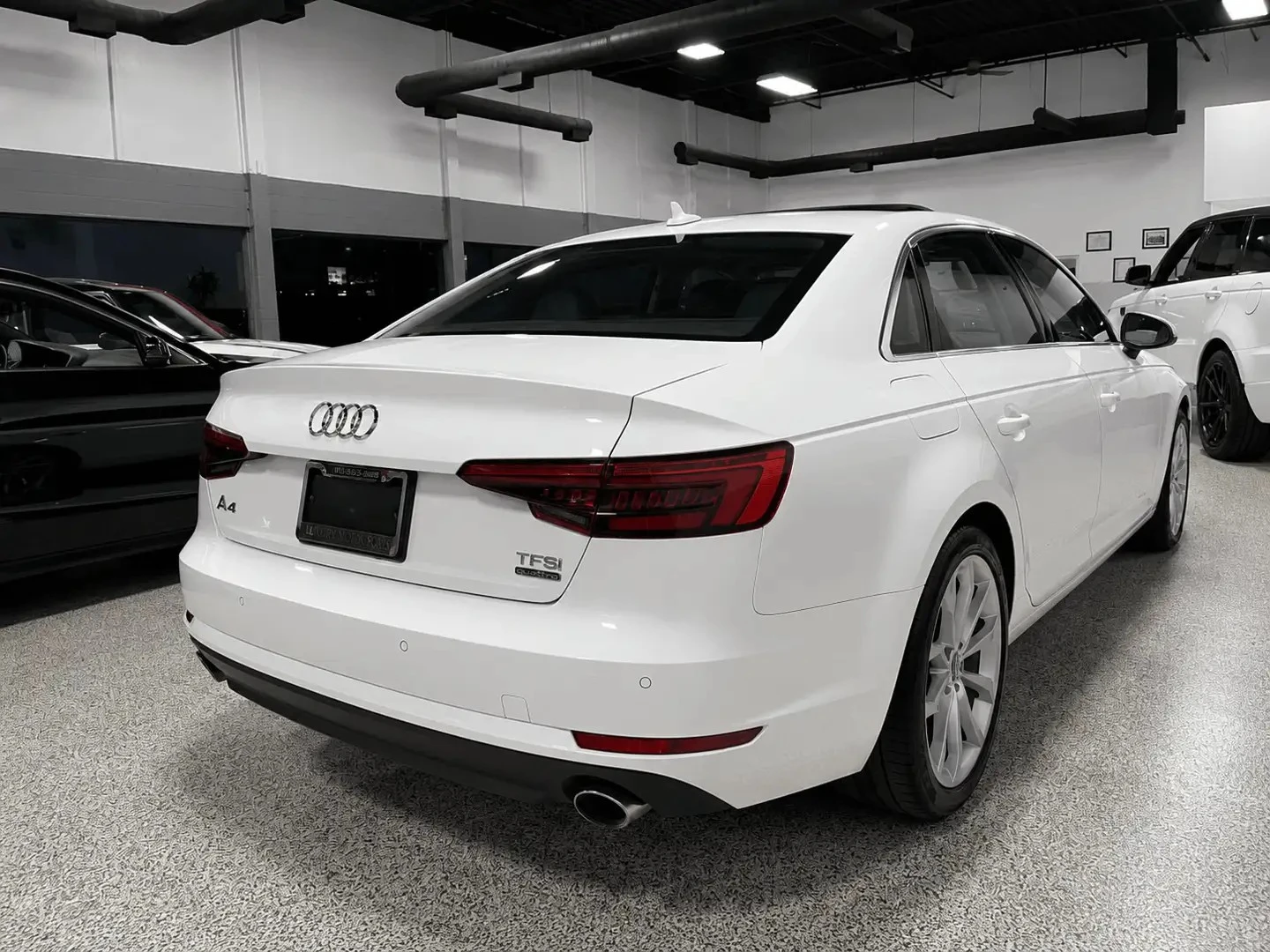 Audi A4 quattrov * Progressiv * АвтоКредит * (ЦЕНА ДО БГ), снимка 3 - Автомобили и джипове - 55250790