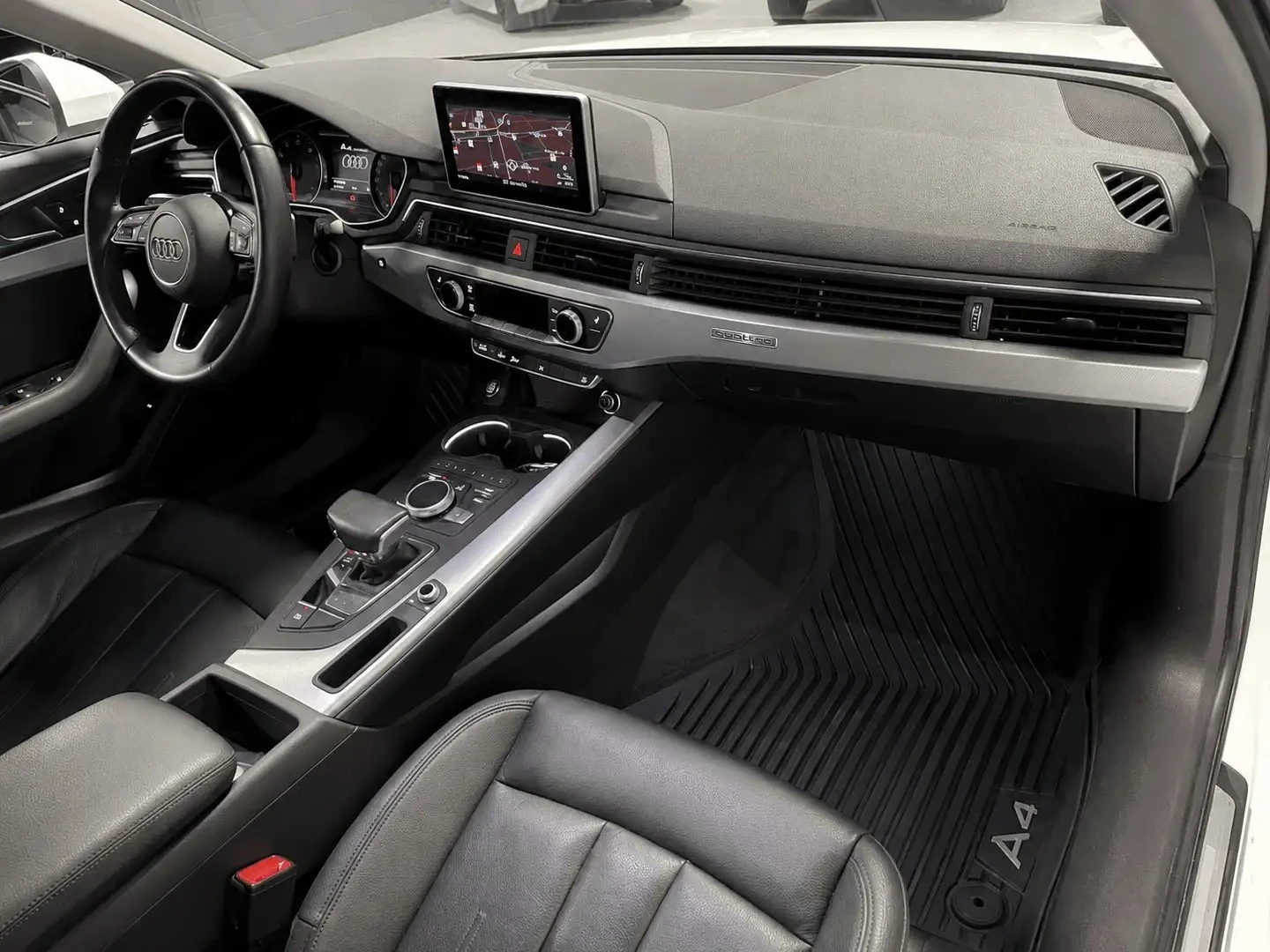 Audi A4 quattrov * Progressiv * АвтоКредит * (ЦЕНА ДО БГ), снимка 6 - Автомобили и джипове - 55250790
