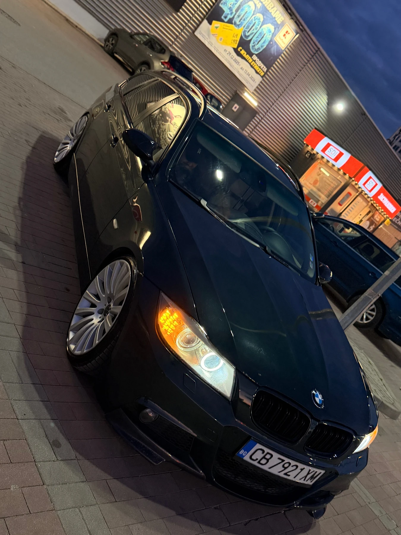 BMW 330, снимка 3 - Автомобили и джипове - 55375019