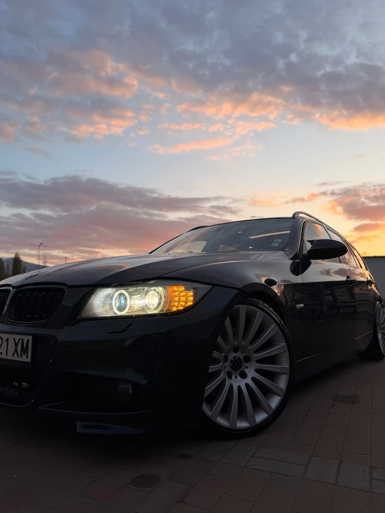 BMW 330, снимка 6 - Автомобили и джипове - 55375019