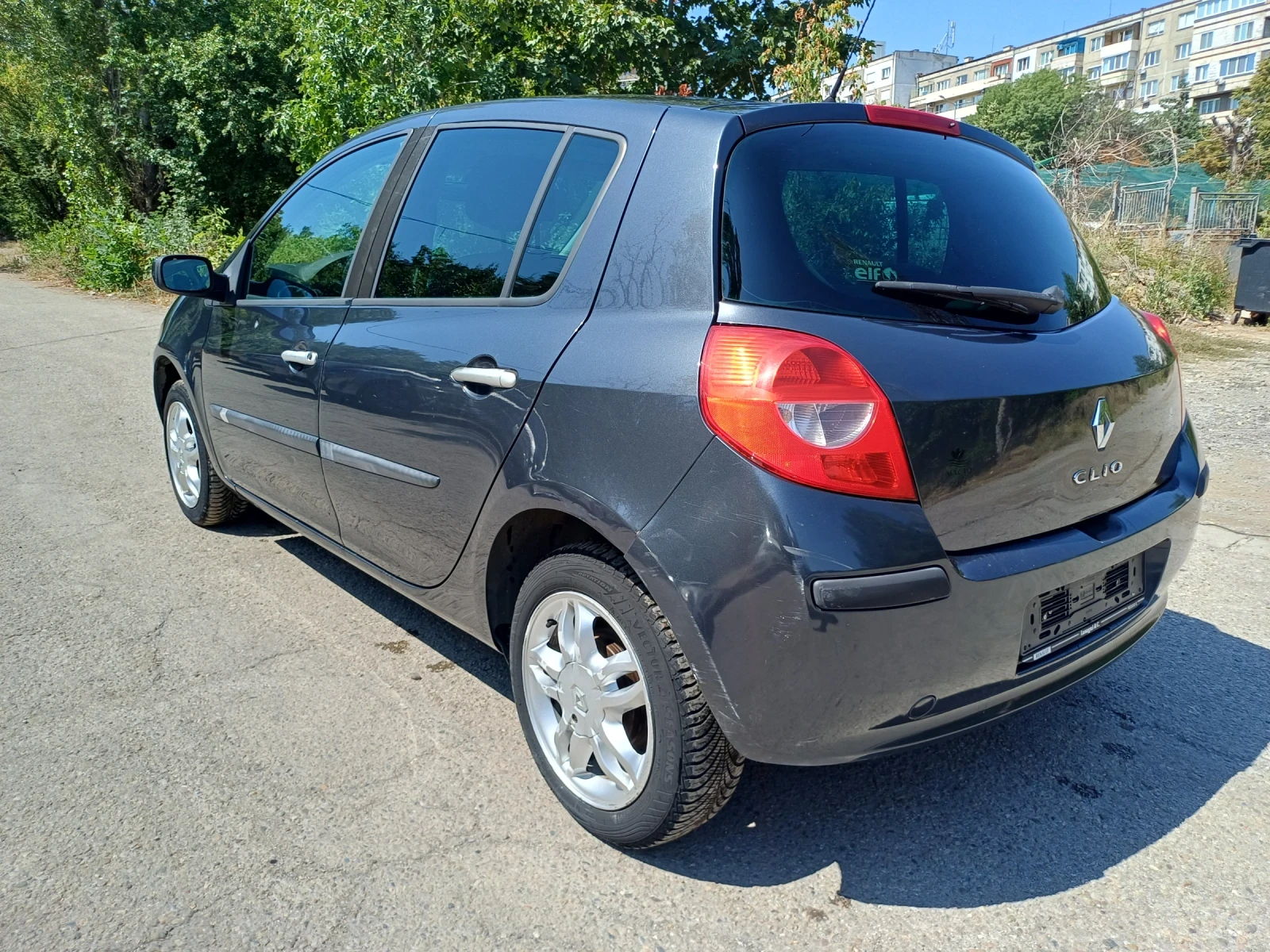 Renault Clio 1.2i  R, снимка 7 - Автомобили и джипове - 55563142