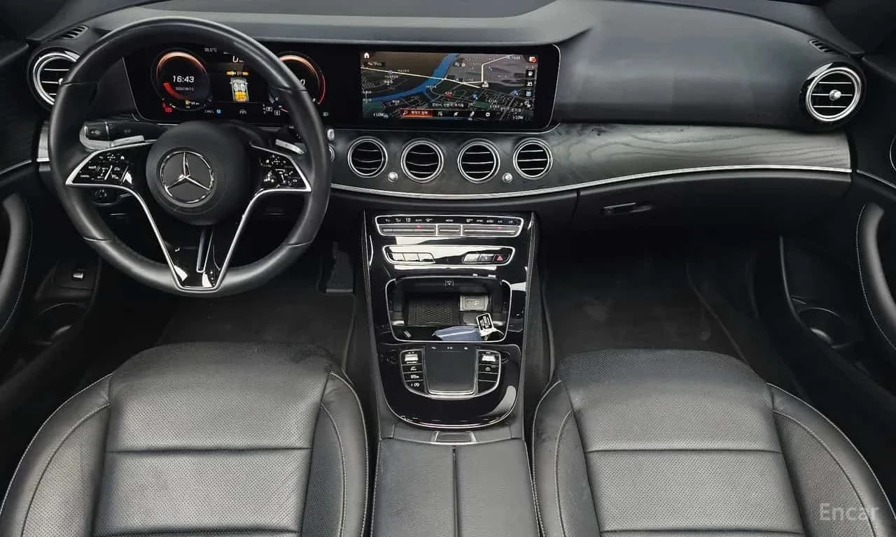 Mercedes-Benz E 250 Avantgarde| ПАНО| ОБДУХВАНЕ| 360САМ| 2 КЛЮЧА| , снимка 7 - Автомобили и джипове - 56169006