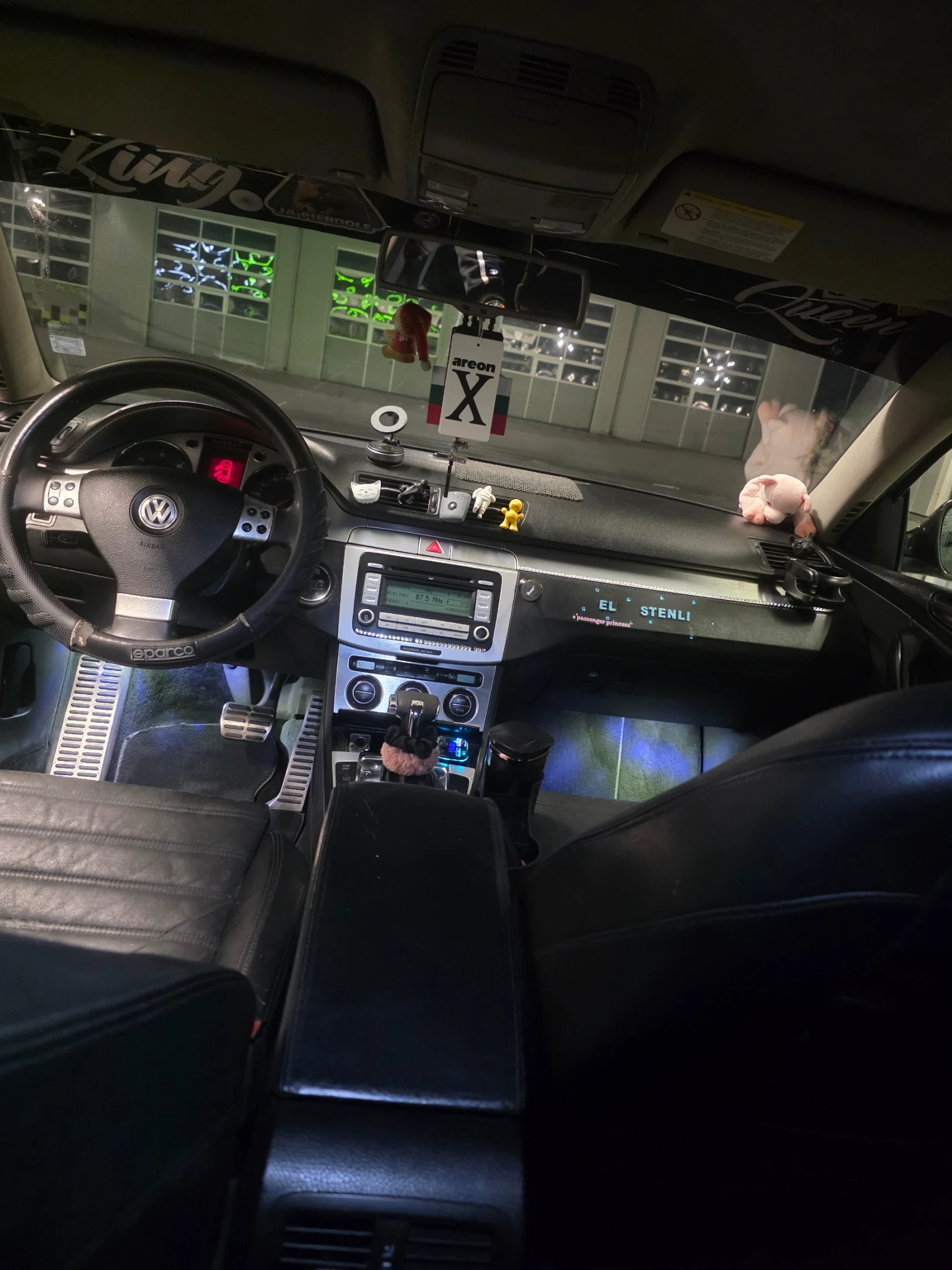 VW Passat, снимка 8 - Автомобили и джипове - 56633048